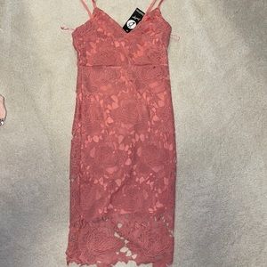 NWT Crochet lace strappy midi dress in BLUSH